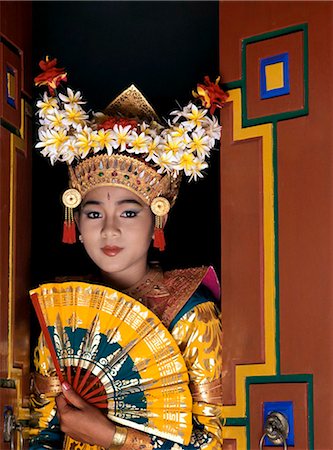 Jeune fille Legong dancer costume, Bali (Indonésie), l'Asie du sud-est, Asie Photographie de stock - Rights-Managed, Code: 841-05781119