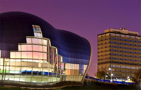 The Sage Gateshead at night, Newcastle-upon-Tyne, Tyne and Wear, England, United Kingdom, Europe Foto de stock - Direito Controlado, Número: 841-05781275