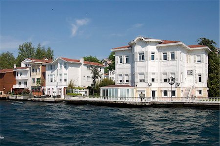 Houses on The Bosporus, Istanbul, Turkey, Europe Foto de stock - Con derechos protegidos, Código: 841-05782037