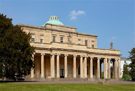 simsearch:841-07202520,k - The regency style Pittville Pump Room in Pittville Park, Cheltenham Spa, Gloucestershire, England, United Kingdom, Europe Stock Photo - Rights-Managed, Code: 841-05782381