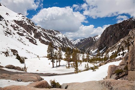 sierra - Sonora Pass, 9624 ft, on State Route 108, the second highest highway over the Sierras, Sierra Nevada mountains, California, United States of America, North America Foto de stock - Direito Controlado, Número: 841-05782439