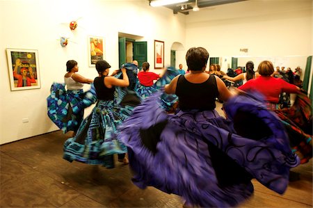 san juan - Escuela de Bomba y Plena Dona Brenes in der Altstadt, wo traditionelle Tänze erlernt werden können, San Juan, Puerto Rico, Karibik, Caribbean, Mittelamerika Stockbilder - Lizenzpflichtiges, Bildnummer: 841-05782479