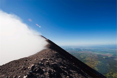 À la vapeur du cratère du Volcan de San Cristobal, l'Amérique centrale 1745m, Nicaragua, Photographie de stock - Rights-Managed, Code: 841-05782575