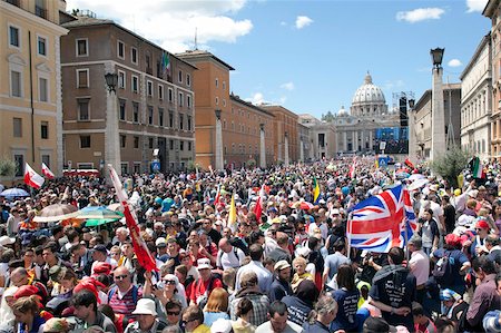 european people with flag - Via della Conciliazione during the Beatification of Pope John Paul II, Rome, Lazio, Italy, Europe Stock Photo - Rights-Managed, Code: 841-05782999