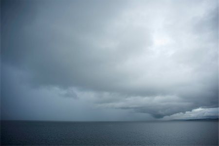 puget sound - Storm clouds settle over the Puget Sound, Washington State, United States of America, North America Foto de stock - Con derechos protegidos, Código: 841-05783359
