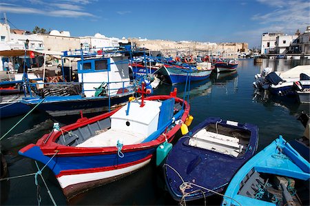 simsearch:841-03502482,k - Pêche des bateaux dans le vieux port canal, Bizerte, Tunisie, Afrique du Nord, Afrique Photographie de stock - Rights-Managed, Code: 841-05794578