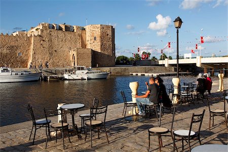 Vieux port canal et kasbah mur, Bizerte, Tunisie, l'Afrique du Nord, Afrique Photographie de stock - Rights-Managed, Code: 841-05794579