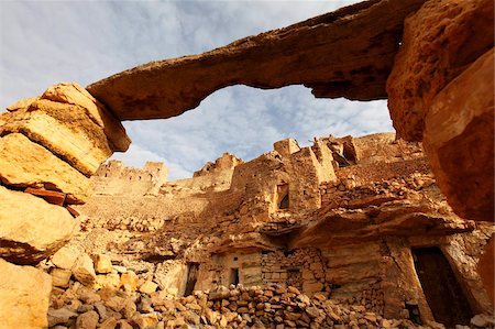 Troglodyte cave dwellings, hillside Berber village of Chenini, Tunisia, North Africa, Africa Fotografie stock - Rights-Managed, Codice: 841-05794640