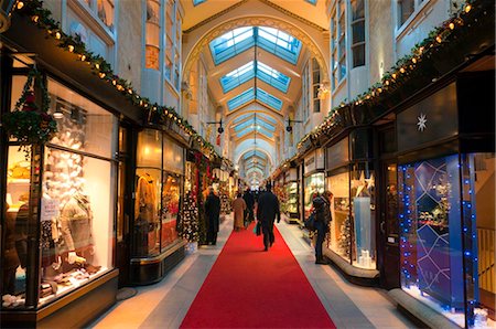 shop arcade - Burlington Arcade at Christmas, Piccadilly, London, England, United Kingdom, Europe Stock Photo - Rights-Managed, Code: 841-05795497