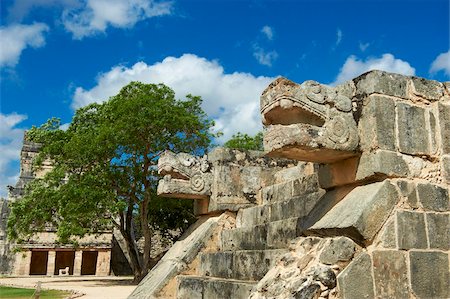 snake - The snake's head in ancient Mayan ruins, Chichen Itza, UNESCO World Heritage Site, Yucatan, Mexico, North America Stock Photo - Rights-Managed, Code: 841-05796606