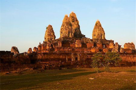 siem reap - Ruins of Ta Keo temple dating from the 10th century, Angkor, UNESCO World Heritage Site, Siem Reap, Cambodia, Indochina, Southeast Asia, Asia Foto de stock - Con derechos protegidos, Código: 841-05796627