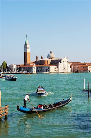 san giorgio maggiore - Gondoles et l'île de San Giorgio Maggiore, Venise, UNESCO World Heritage Site, Veneto, Italie, Europe Photographie de stock - Rights-Managed, Code: 841-05796706