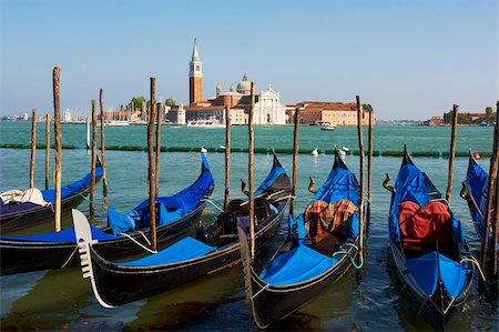 san giorgio maggiore - Gondoles et l'île de San Giorgio Maggiore, Venise, UNESCO World Heritage Site, Veneto, Italie, Europe Photographie de stock - Rights-Managed, Code: 841-05796707