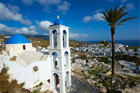 Palm tree and church, Ios Island, Cyclades, Greek Islands, Greece, Europe Foto de stock - Direito Controlado, Número: 841-05796750