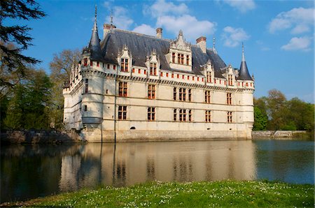 foso - Château d'Azay le Rideau, patrimoine mondial de l'UNESCO, Indre et Loire, vallée de la Loire, France, Europe Photographie de stock - Rights-Managed, Code: 841-05796817