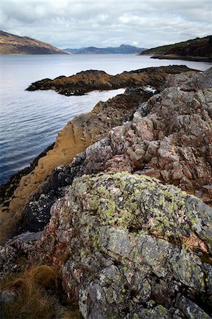 Ein Blick entlang der Sound Sleat mit der Isle Of Skye auf der linken Seite der Bildnummer aus der Sandaig Inseln, Lochalsh, Schottland, Vereinigtes Königreich, Europa Stockbilder - Lizenzpflichtiges, Bildnummer: 841-05796977