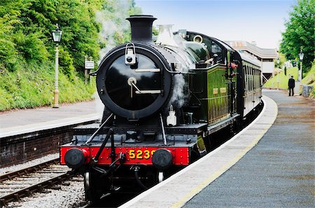 railroad station platform - Dartmouth and Paignton Railway, Kingswear Station, Dartmouth, Devon, England, United Kingdom, Europe Stock Photo - Rights-Managed, Code: 841-05845768