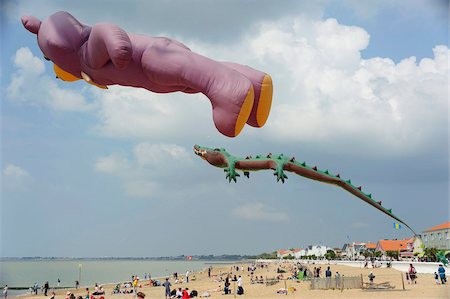 funny pictures - Kite festival, Charente Maritime, France, Europe Photographie de stock - Rights-Managed, Code: 841-05846101