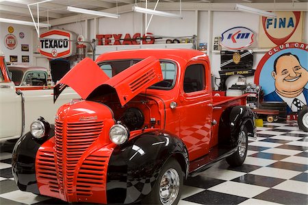 pickup truck - Route 66 Auto Museum in Santa Rosa, New Mexico, United States of America, North America Stock Photo - Rights-Managed, Code: 841-05846310