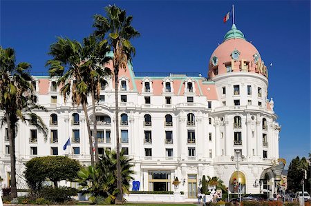 promenade des anglais - Hotel Le Negresco, Promenade des Anglais, Nice, Alpes Maritimes, Provence, Cote d'Azur, French Riviera, France, Europe Foto de stock - Direito Controlado, Número: 841-05846377