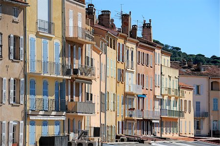 Maisons sur les quais, Vieux Port harbour, St. Tropez, Var, Provence, Côte d'Azur, France, Europe Photographie de stock - Rights-Managed, Code: 841-05846395