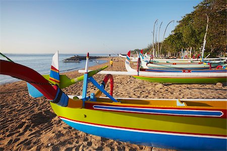 Bateaux sur Sanur beach, Bali (Indonésie), l'Asie du sud-est, Asie Photographie de stock - Rights-Managed, Code: 841-05846461