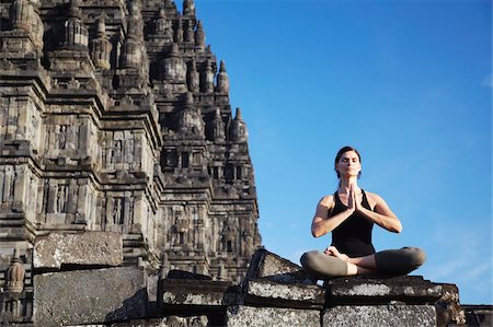 prambanan temple - Femme assure yoga, Prambanan complexe, patrimoine mondial de l'UNESCO, Java, Indonésie, Asie du sud-est, Asie Photographie de stock - Rights-Managed, Code: 841-05846532