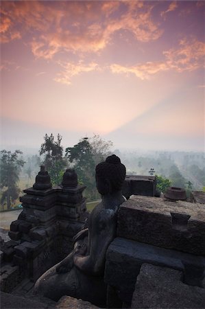 Temple de Borobudur au lever du soleil, patrimoine mondial de l'UNESCO, Java, Indonésie, Asie du sud-est, Asie Photographie de stock - Rights-Managed, Code: 841-05846544