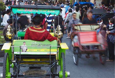 Crowds on Jalan Malioboro, Yogyakarta, Java, Indonesia, Southeast Asia, Asia Stock Photo - Rights-Managed, Code: 841-05846564