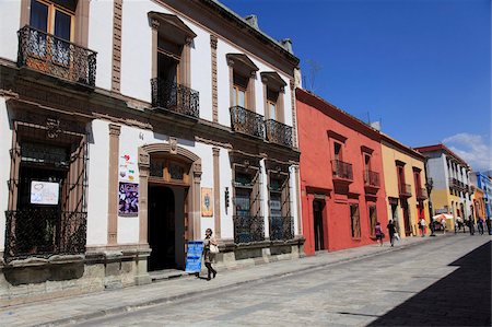 streetscene - Oaxaca City, Oaxaca, Mexico, North America Stock Photo - Rights-Managed, Code: 841-05846761