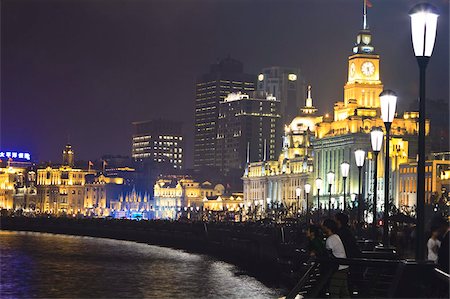 shanghai - The Bund at night, Customs House, built in 1927, on the right, Shanghai, China, Asia Stock Photo - Rights-Managed, Code: 841-05846831