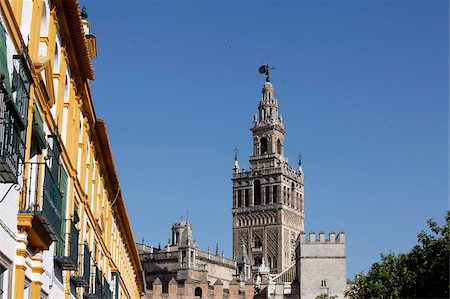 séville - Giralda, la tour de cloche de cathédrale de Séville, anciennement un minaret, patrimoine mondial de l'UNESCO, Séville, Andalousie, Espagne, Europe Photographie de stock - Rights-Managed, Code: 841-05846973