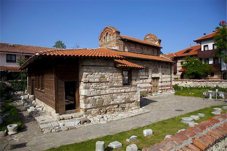 Médiéval Pierre et en bois église Saint-Étienne (Sveti Stefan) (New Metropolitan Church), patrimoine mondial UNESCO, Nessebar, Bulgarie, Europe Photographie de stock - Rights-Managed, Code: 841-05847105