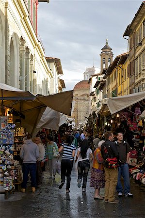 Shoppers dans Mercato Centrale, marché en plein air sur le rues, San Lorenzo, Florence, Toscane, Italie, Europe Photographie de stock - Rights-Managed, Code: 841-05847406