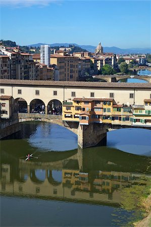ponte vecchio - Ponte Vecchio and the River Arno, Florence, UNESCO World Heritage Site, Tuscany, Italy, Europe Foto de stock - Con derechos protegidos, Código: 841-05847409