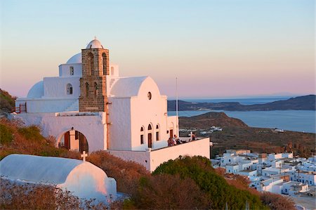 Kastro and the church Ipapanti, Plaka, old village, Milos, Cyclades Islands, Greek Islands, Aegean Sea, Greece, Europe Foto de stock - Direito Controlado, Número: 841-05847486