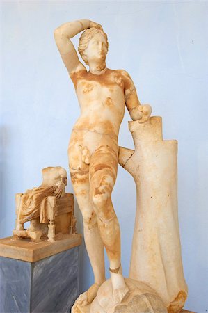 Statue, Musée archéologique, Delos, patrimoine mondial de l'UNESCO, Iles Cyclades, îles grecques, Grèce, Europe Photographie de stock - Rights-Managed, Code: 841-05847575