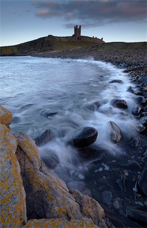 Am späten Abend im Winter bei Dunstanburgh, Northumberland, England, Vereinigtes Königreich, Europa Stockbilder - Lizenzpflichtiges, Bildnummer: 841-05847613