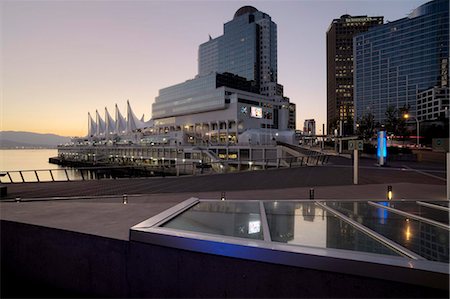 Le World Trade Center et le Pan Pacific Hotel de Vancouver, en Colombie-Britannique, au Canada, en Amérique du Nord Photographie de stock - Rights-Managed, Code: 841-05847635