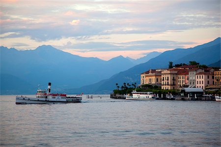 Ferry sur le lac de Côme, Bellagio, lac de Côme, Lombardie, lacs italiens, Italie, Europe Photographie de stock - Rights-Managed, Code: 841-05847836