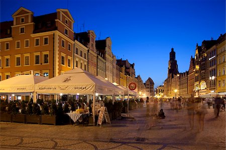 simsearch:841-06502975,k - Restaurants, Market Square (Rynek), Old Town, Wroclaw, Silesia, Poland, Europe Foto de stock - Con derechos protegidos, Código: 841-05847980