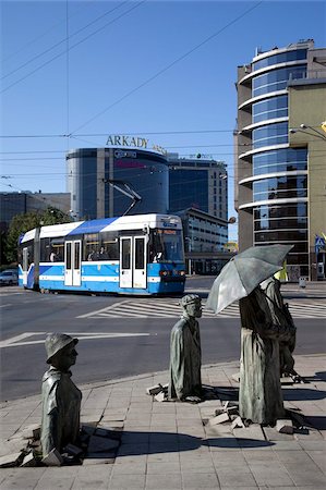 straßenbahn - Gedenkstätte Statuen und Straßenbahn, Old Town, Breslau, Schlesien, Polen, Europa Stockbilder - Lizenzpflichtiges, Bildnummer: 841-05848033