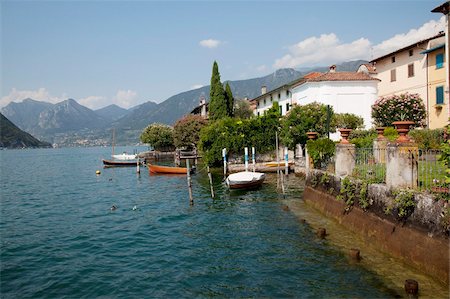 simsearch:841-05960764,k - Lakeside, Sale Marasino, lac d'Iseo, Lombardie, lacs italiens, Italie, Europe Photographie de stock - Rights-Managed, Code: 841-05848216