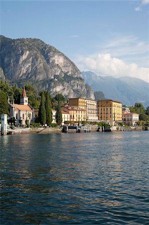 simsearch:841-05847846,k - Vue sur la ville de Cadenabbia, du ferry, lac de Côme, Lombardie, lacs italiens, Italie, Europe Photographie de stock - Rights-Managed, Code: 841-05848338