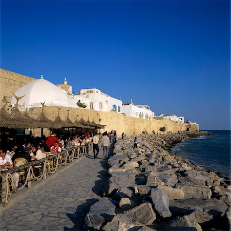 Cafe scene outside the Medina, Hammamet, Cap Bon, Tunisia, North Africa, Africa Foto de stock - Con derechos protegidos, Código: 841-05848514