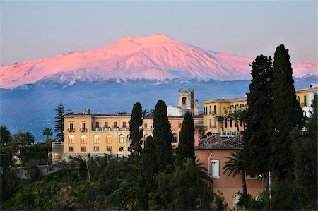 Sunrise over Taormina and Mount Etna with Hotel San Domenico Palace, Taormina, Sicily, Italy, Europe Stock Photo - Rights-Managed, Code: 841-05848681