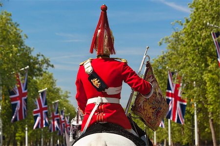 Monté sur un soldat de la cavalerie sur The Mall, Londres, Royaume-Uni, Europe Photographie de stock - Rights-Managed, Code: 841-05848713