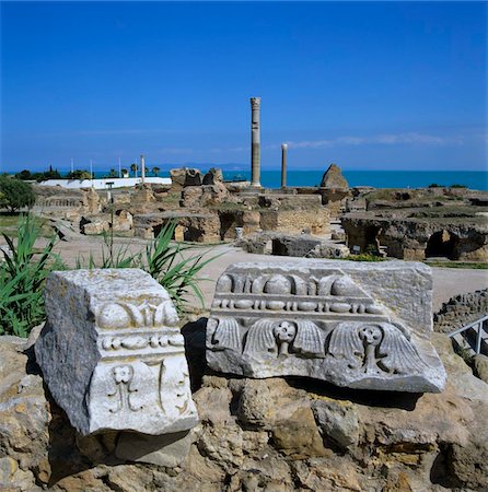 Ruins of ancient Roman baths, Antonine Baths, Carthage, UNESCO World Heritage Site, Tunis, Tunisia, North Africa, Africa Foto de stock - Con derechos protegidos, Código: 841-05848759