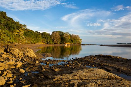 panama - Calm bay on the island of Boca Chica in the Chiriqui Marine National Park, Panama, Central America Stock Photo - Rights-Managed, Code: 841-05848795