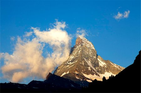 simsearch:841-08421422,k - Blanc des nuages et le Cervin, Zermatt, Valais, Alpes suisses, Suisse, Europe Photographie de stock - Rights-Managed, Code: 841-05959880